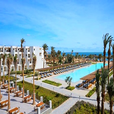 Serry Beach Resort
